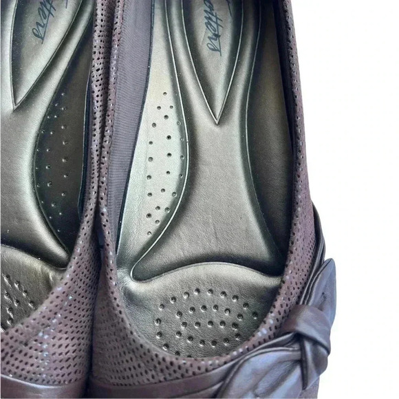 Trotters Brown flats!! Size 11M!! Brand New No Box!! Great Work Shoes!! - Picture 6 of 7